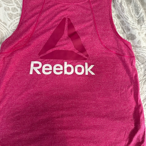 This does not fit me anymore. I wear mostly XS now. Worn approx 3x. - Picture 2 of 5